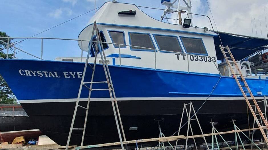 Five rescued after boat sinks in Tobago