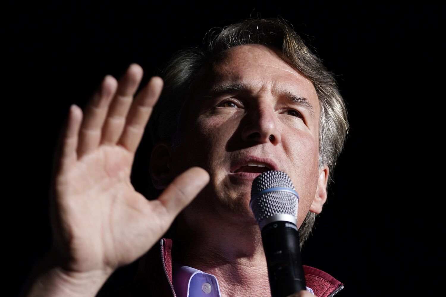 Virginia governor asks for probe into hiring of ‘catfishing’ cop who killed 3 in California