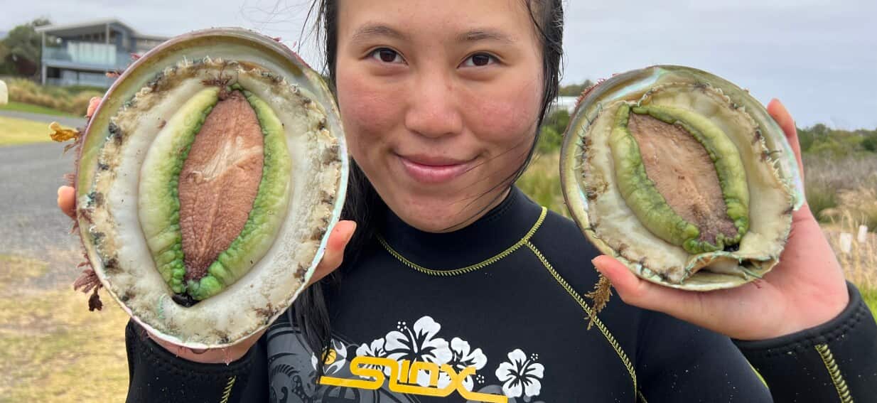 ‘Not sustainable in the long run’: One in six abalone fishers off Victoria found to be flouting rules