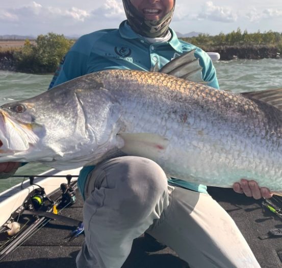 Fishers record 20 per cent jump in barramundi sizes after net ban, wildlife fund says