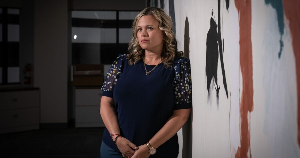 Relatives of Riverside family slain by ‘catfishing’ Virginia cop plan to sue over his hiring