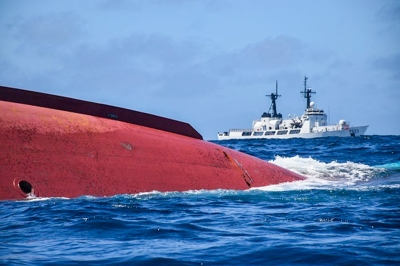 Sri Lanka navy finds 14 bodies in capsized Chinese boat