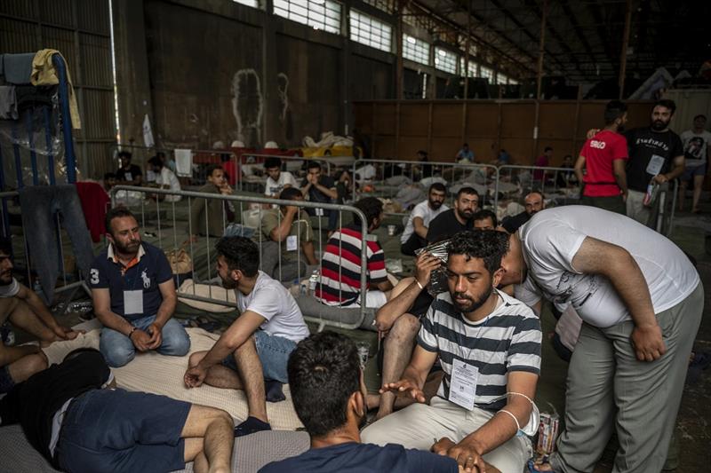 Egyptian Suspects Detained Following Migrant Shipwreck in Greece