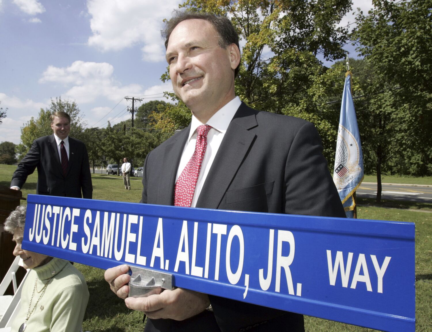 Opinion: Supreme Court Justice Samuel Alito has vast power and life tenure. So what’s his problem?
