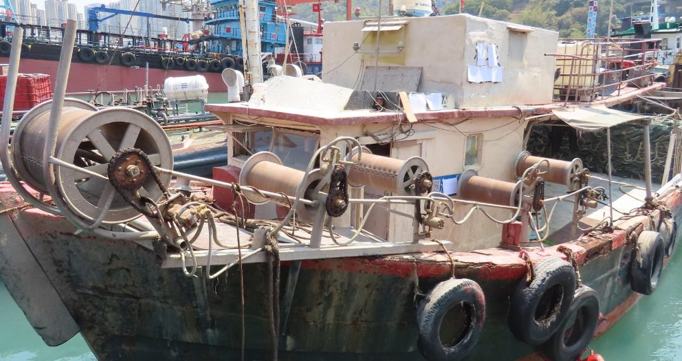 Six persons using snake cages for fishing sentenced (with photos)