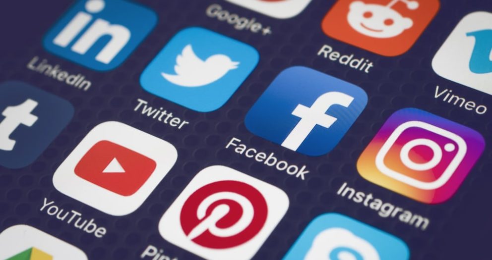 How To Tell If Someone Is ‘Sadfishing’ You On Social Media