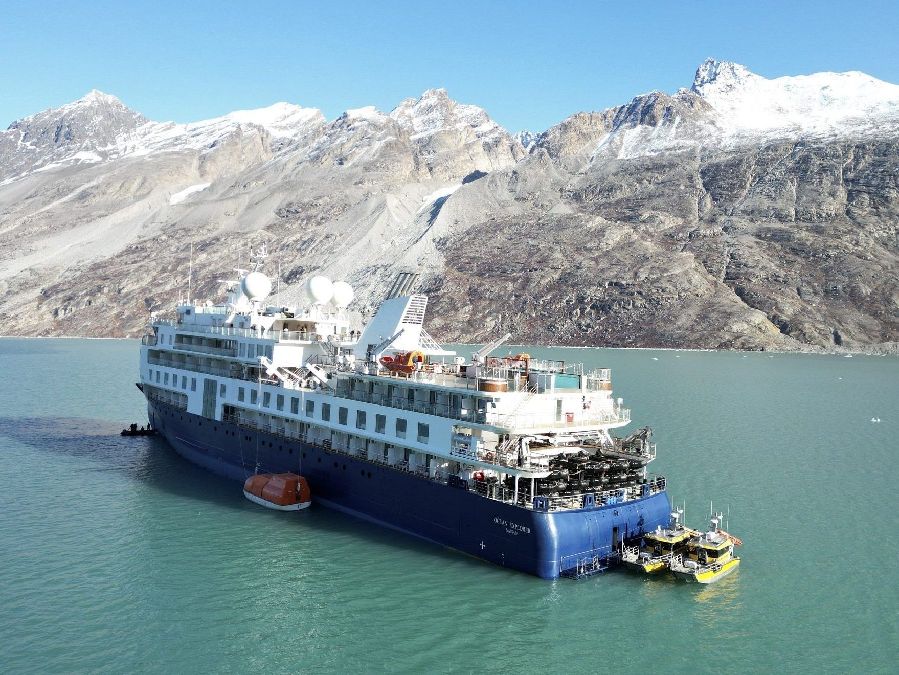 Fishing vessel will try to free cruise ship in Greenland that ran aground with 206 people