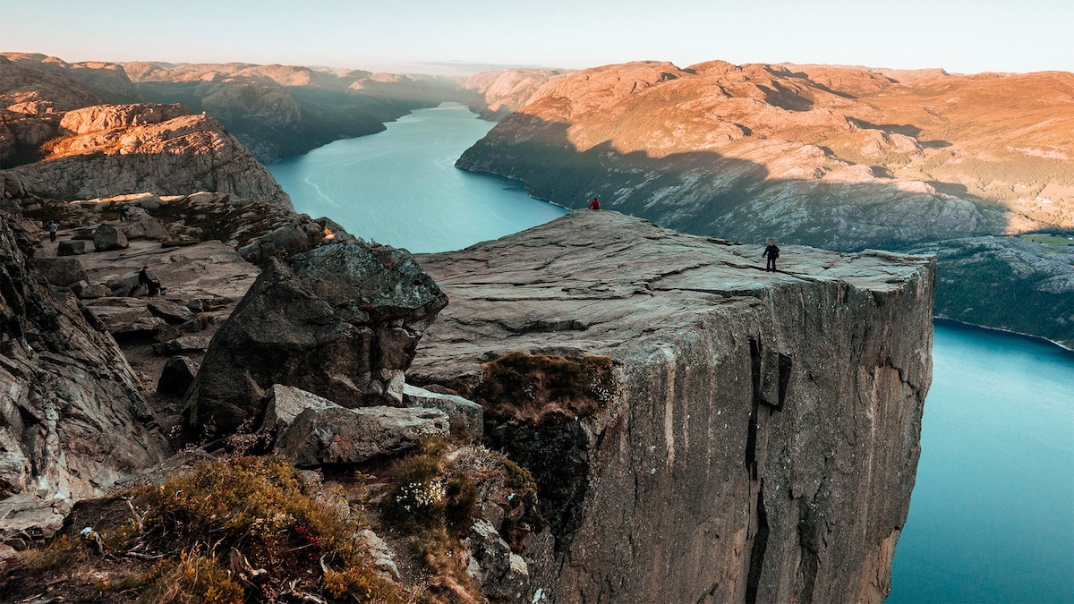 Fishing and foraging in Norway’s southern fjords