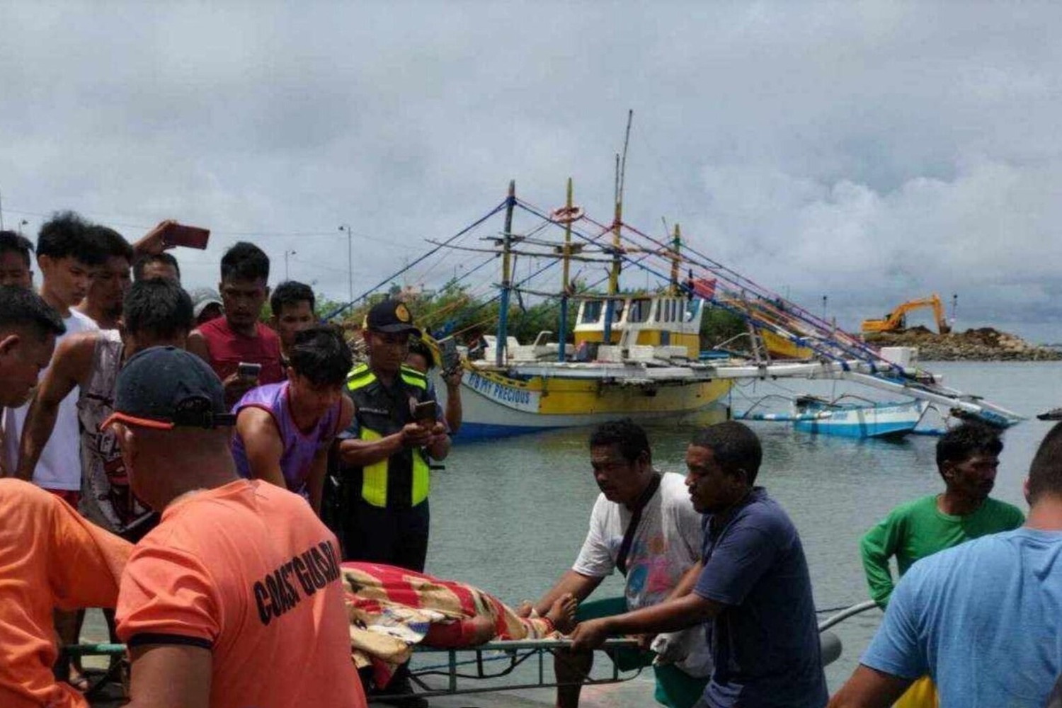 3 Dead After Philippine Fishing Boat Collides With Foreign Oil Tanker in South China Sea