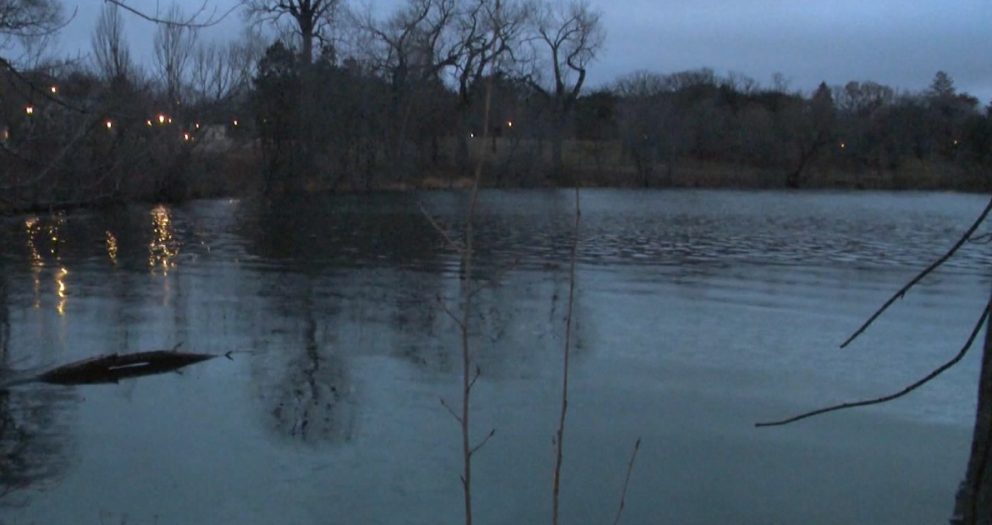 More than 100 rescued from ice floe that detached from Minnesota lakeshore