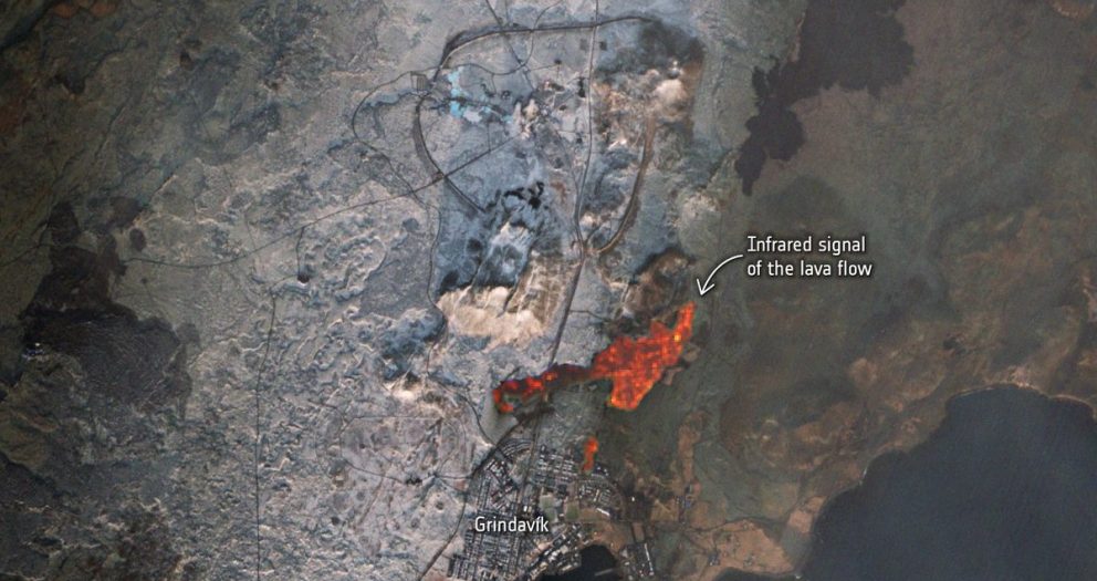 Satellites watch Iceland volcano spew lava towards fishing village (photo)