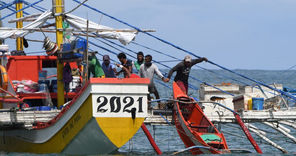 Philippines Could Sue China Over Cyanide Fishing—President